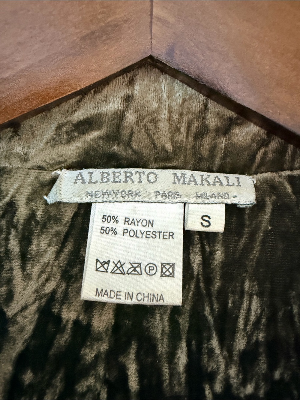 Alberto Makali Olive Green Crinkle Crushed Velvet Embroidery Embellished Blazer - Picture 16 of 16